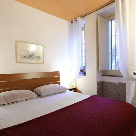 Center Hotel *