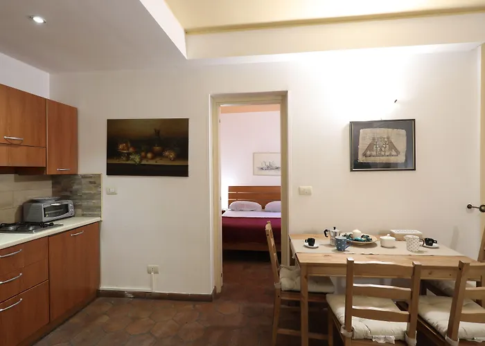 Center Hotel *