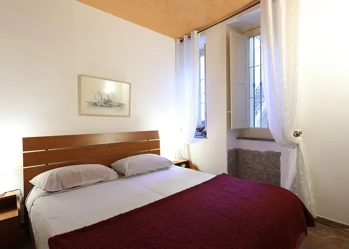 Center Hotel *